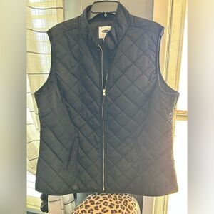 Old Navy Black Quilted Vest